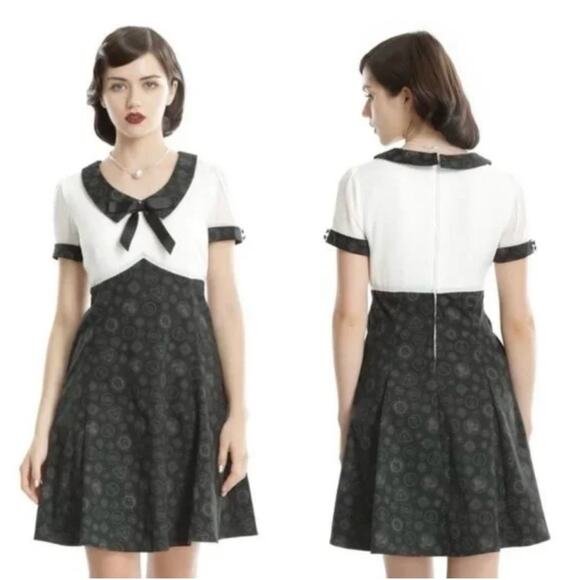 Fantastic Beasts Limited Edition Collection By Hot Topic Dress Size M - Picture 1 of 11